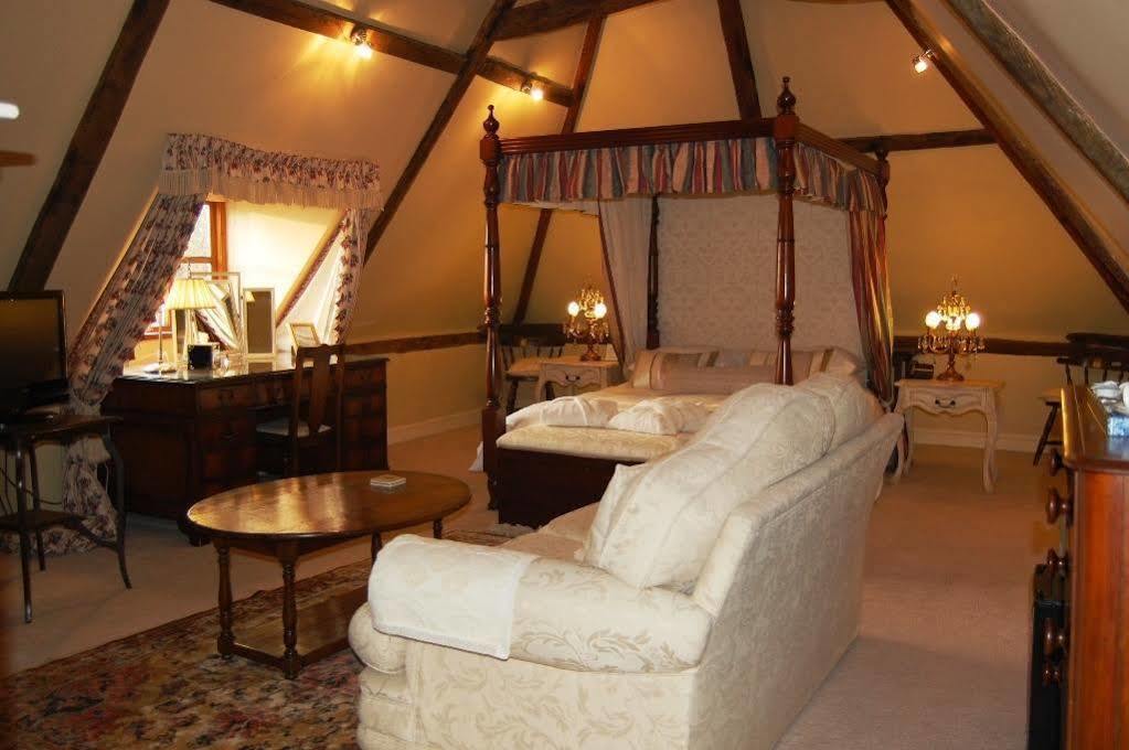 Catton Old Hall Bed & Breakfast Норуич Екстериор снимка